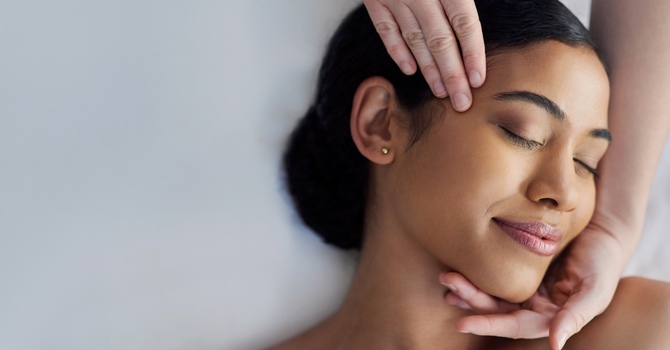 How to Sleep With Sciatic Pain (Without Making It Worse) image